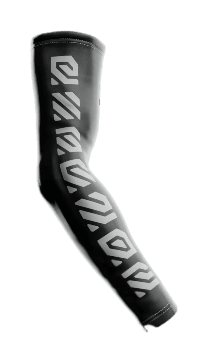 WALLHACK Sleeve