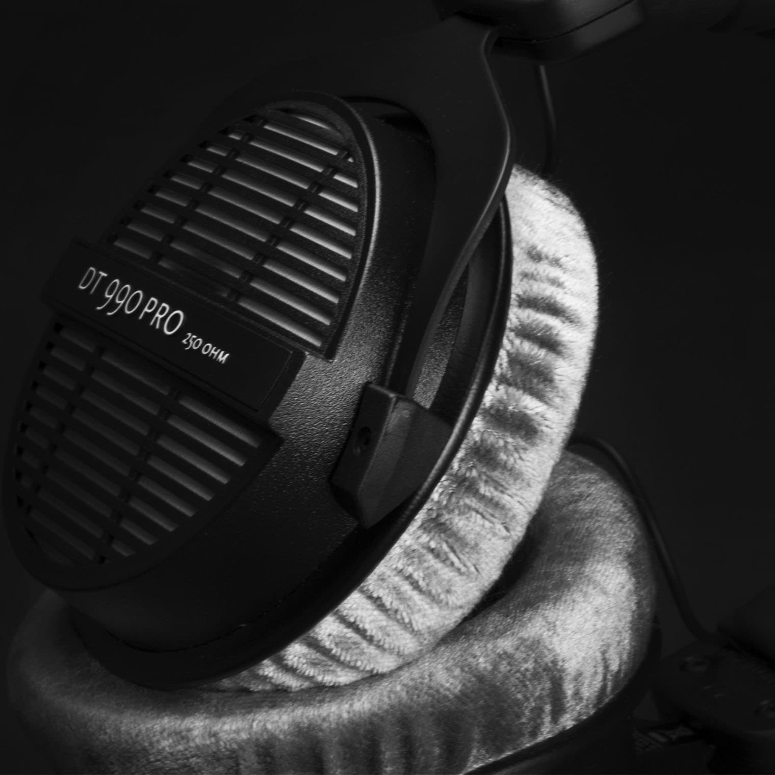 Beyerdynamic DT 990 Pro